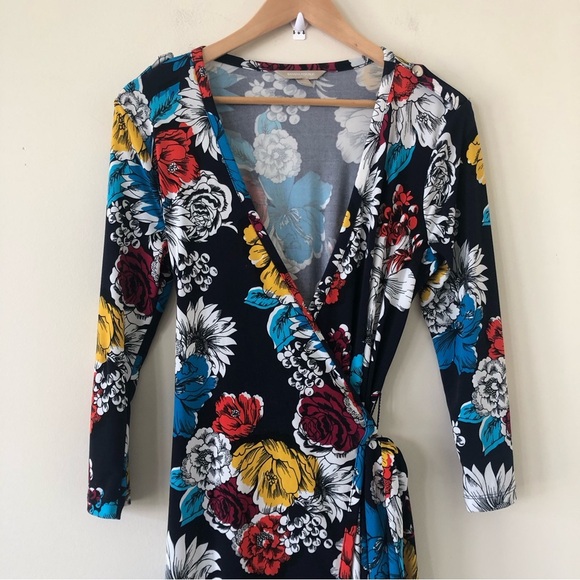 Banana Republic Long Sleeved Colorful Floral Print Wrap Style Dress Size Small - Picture 2 of 8